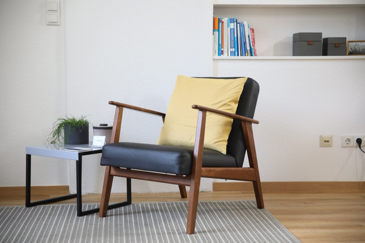 Praxis Raumansicht – helle Räumlichkeiten